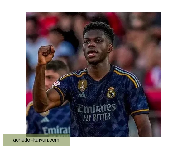 楚阿梅尼防守能力持续提升，成为球队中场的关键支柱