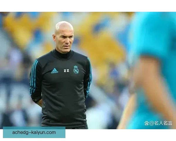 齐达内控球能力在比赛中的表现持续提升，备受关注。